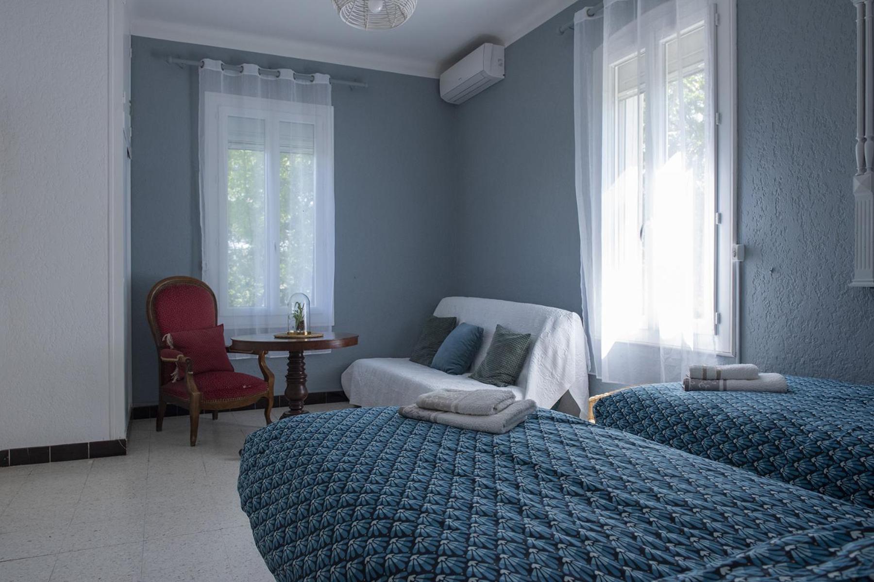 La Villa Plaisance - Maison Et Chambres D Hotes A Proximite De Chateaneuf-Du-Pape Bedarrides Ngoại thất bức ảnh